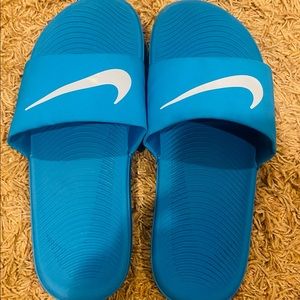 Size 8 Blue Nike Slides